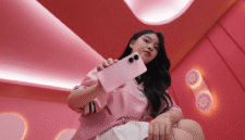 Vivo V60 resmi dirilis di Indonesia, hadir dengan lensa ZEISS dan kualitas kamera setara iPhone 17 di kelas menengah premium.
